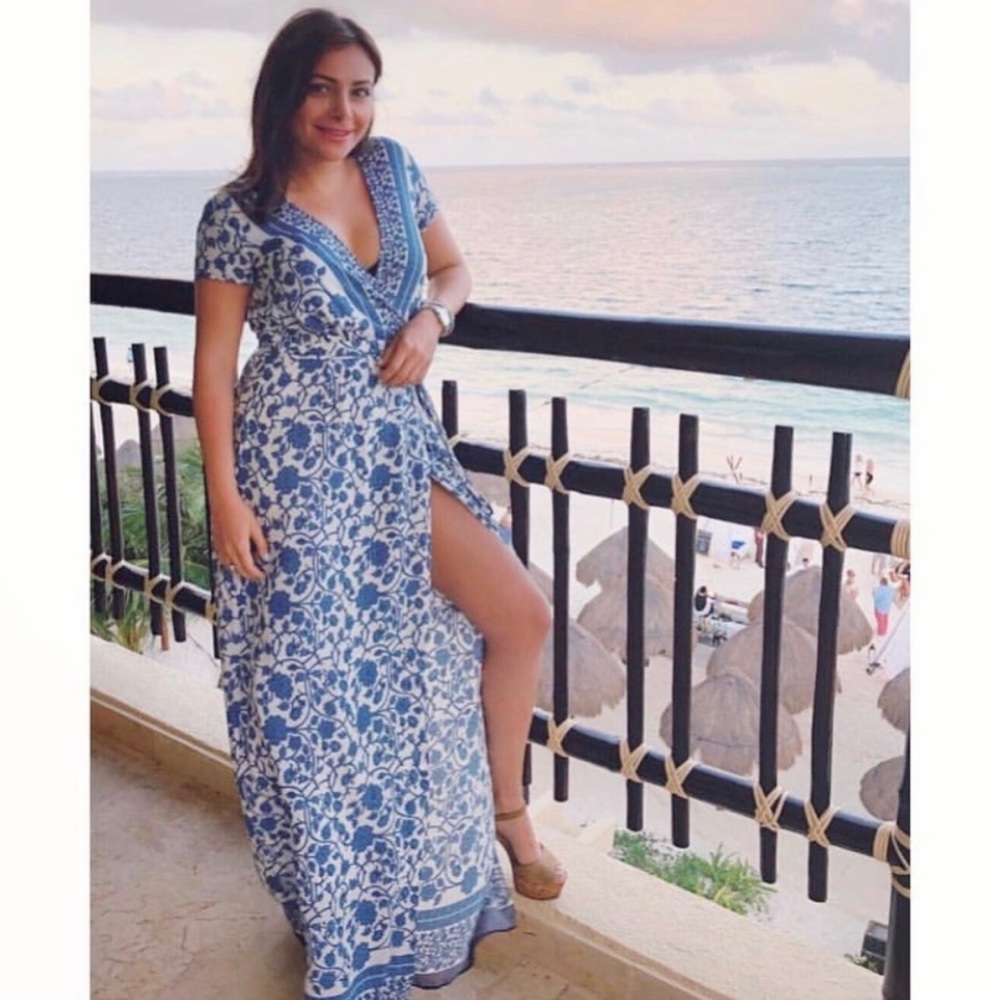 Forever 21 Blue & White Floral Wrap Maxi Dress